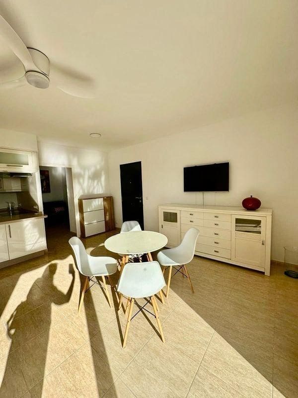 3 soveværelse Villa til leje i Callao Salvaje med swimmingpool - € 2.600 (Ref: 9162066)