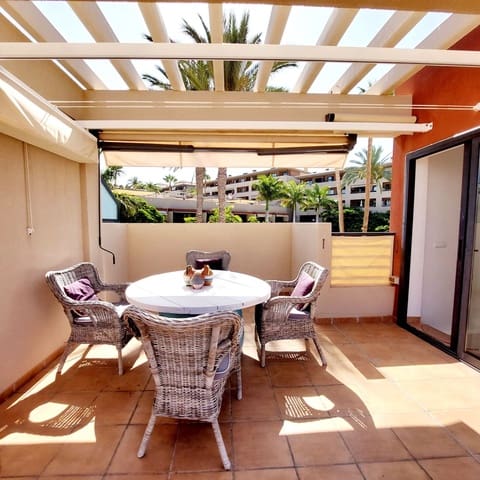 2 slaapkamer Huis te koop in Playa Paraiso, Adeje met zwembad garage - € 365.000 (Ref: 9165536)