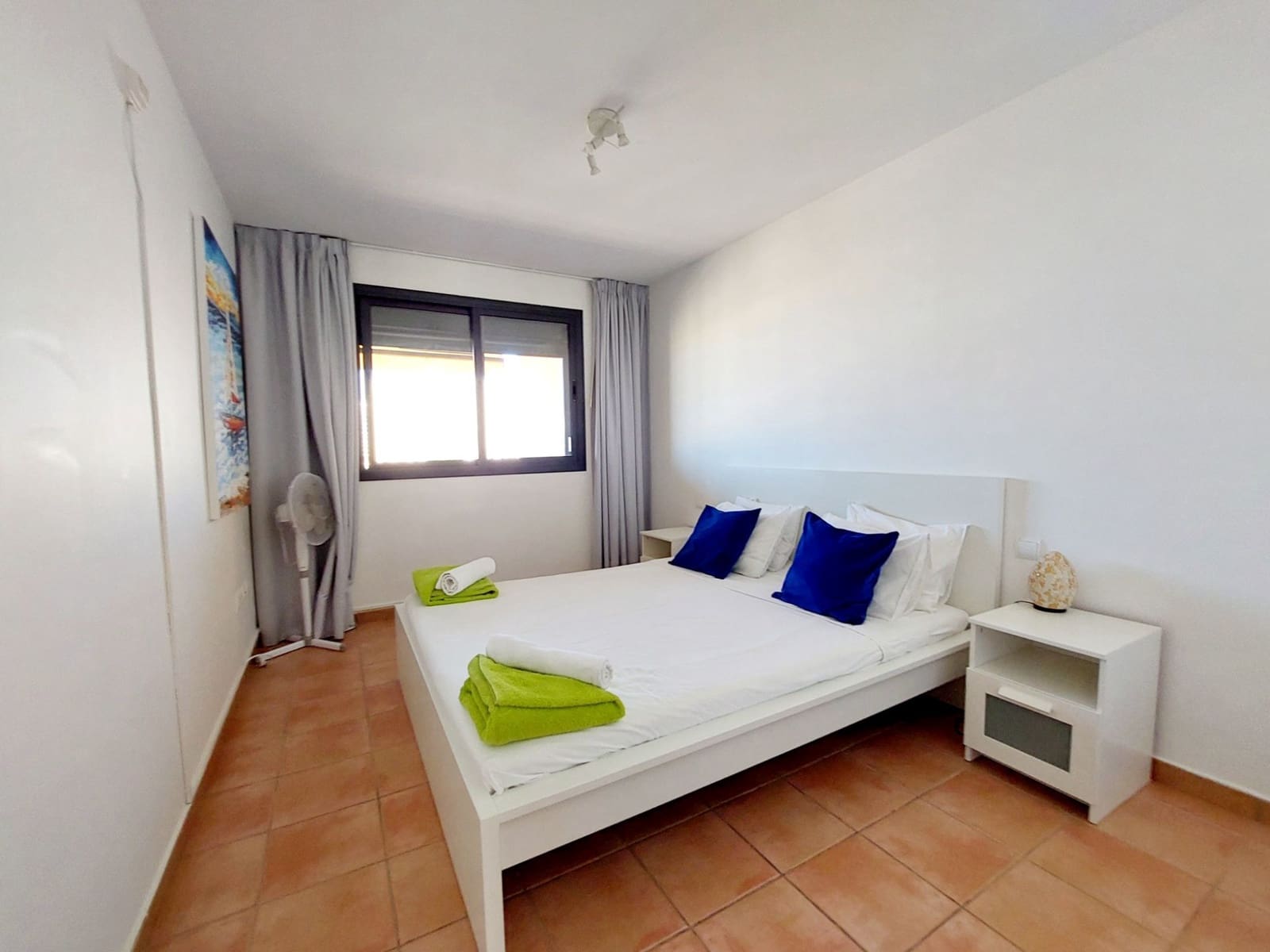 2 soveværelse Byhus til salg i Playa Paraiso med swimmingpool garage - € 365.000 (Ref: 9165536)