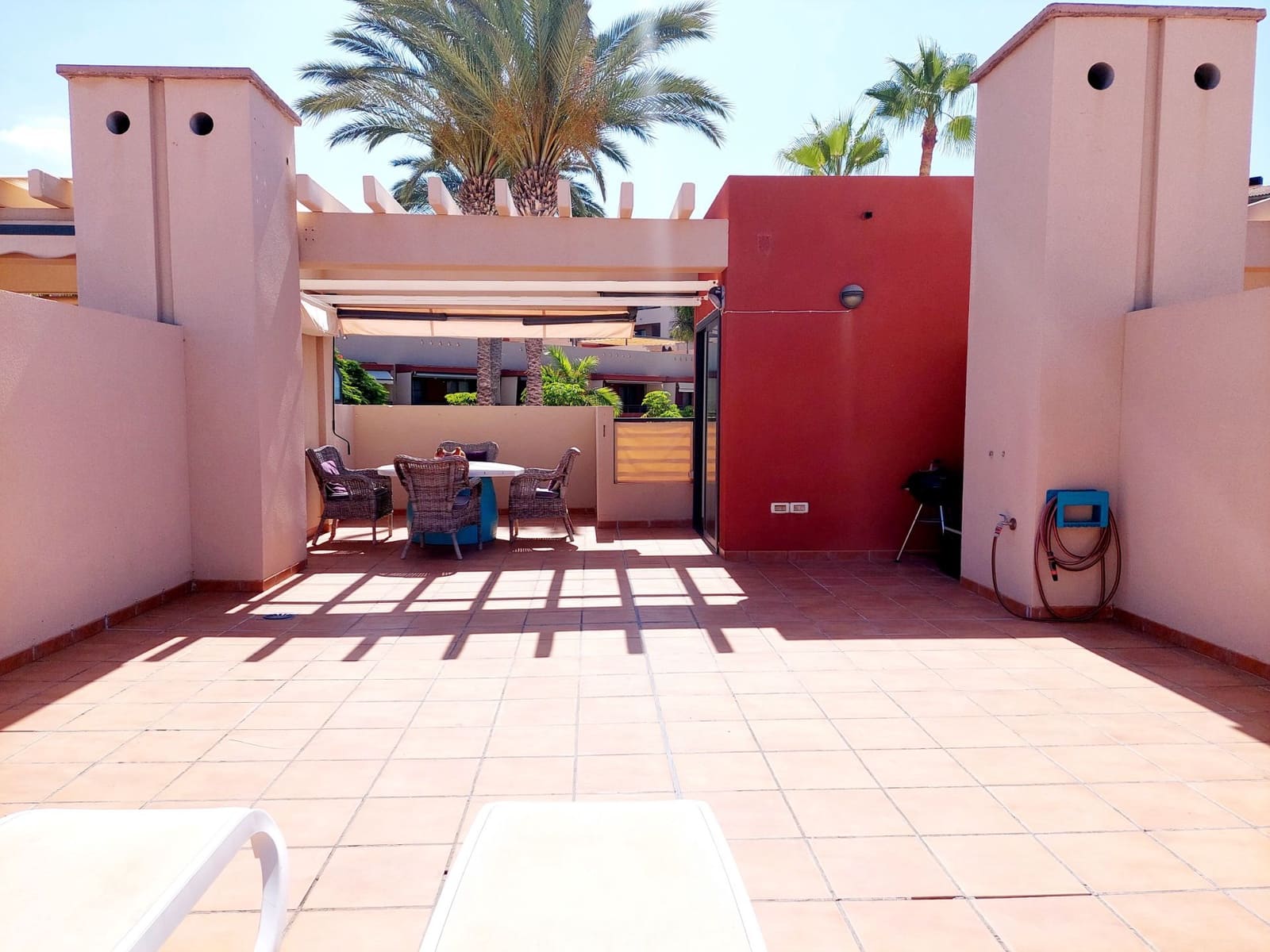 2 soveværelse Byhus til salg i Playa Paraiso med swimmingpool garage - € 365.000 (Ref: 9165536)