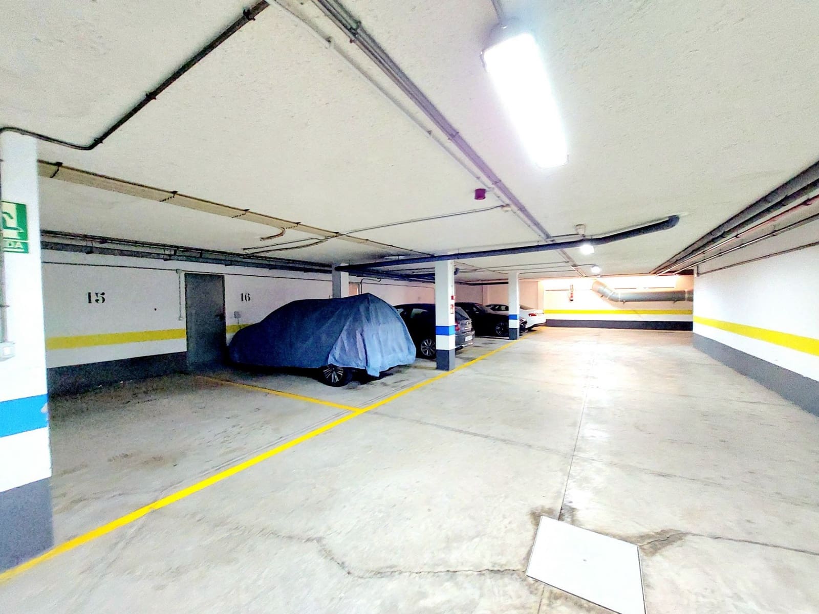 2 soveværelse Byhus til salg i Playa Paraiso med swimmingpool garage - € 365.000 (Ref: 9165536)