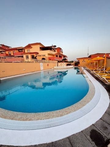 1 bedroom Apartment for rent in Costa Adeje, Adeje with pool - € 2,200 (Ref: 9165537)