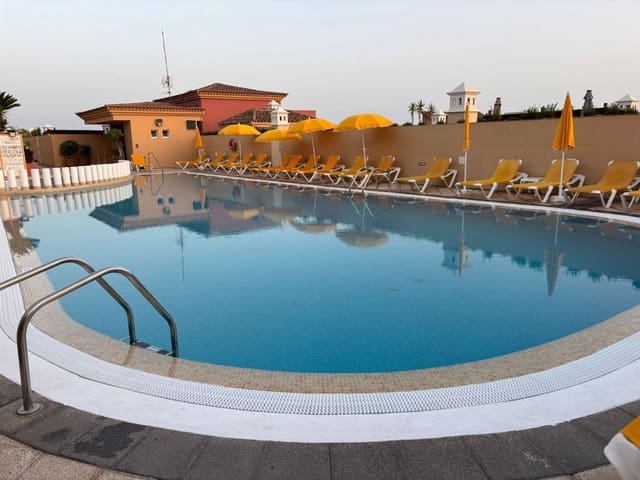 1 bedroom Apartment for rent in Costa Adeje, Adeje with pool - € 2,200 (Ref: 9165537)