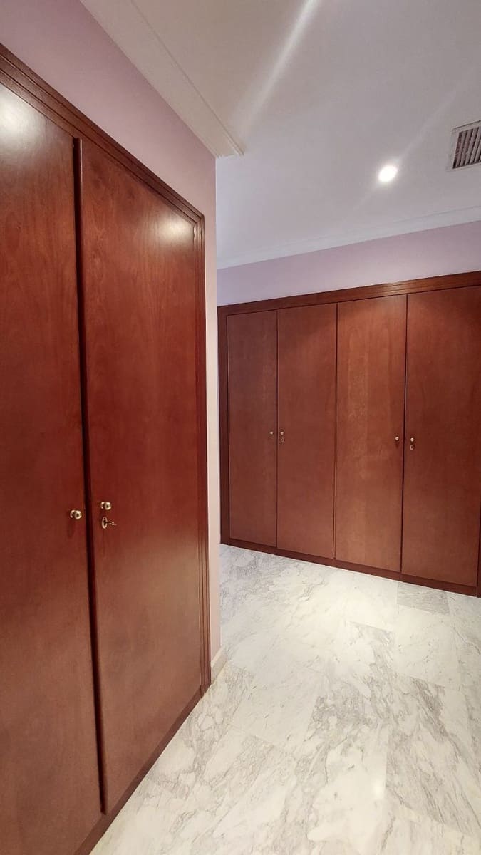 5 soverom Villa til salgs i Puerto Santiago med svømmebasseng garasje - € 890 000 (Ref: 9173225)