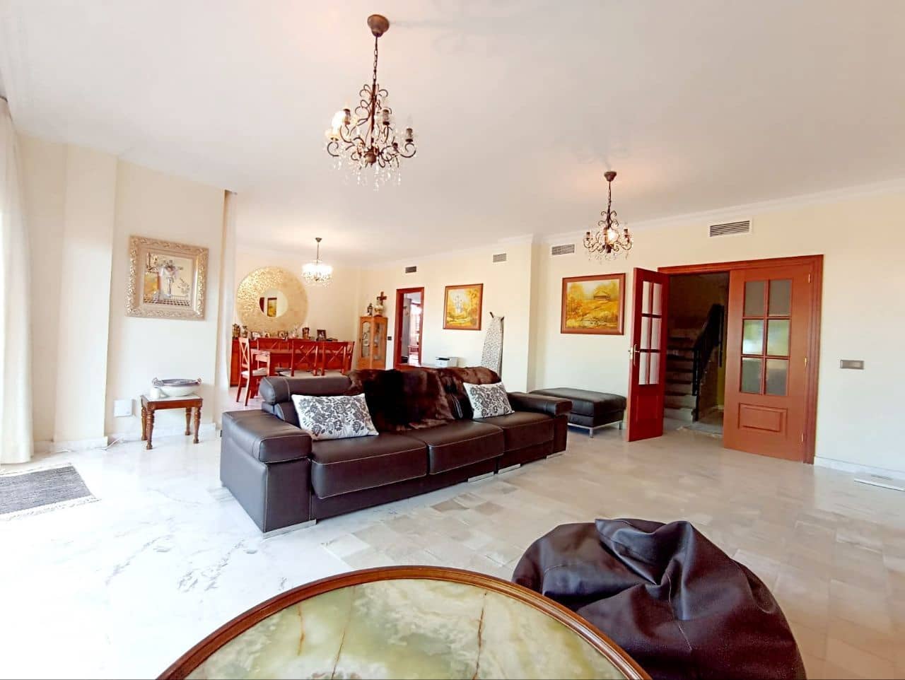 5 soverom Villa til salgs i Puerto Santiago med svømmebasseng garasje - € 890 000 (Ref: 9173225)