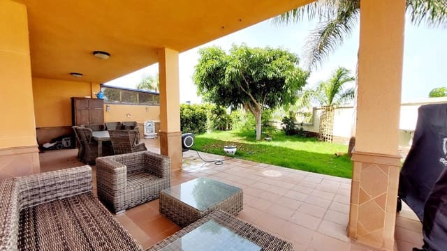 5 soveværelse Villa til salg i Puerto Santiago, Santiago del Teide med swimmingpool garage - € 890.000 (Ref: 9173225)