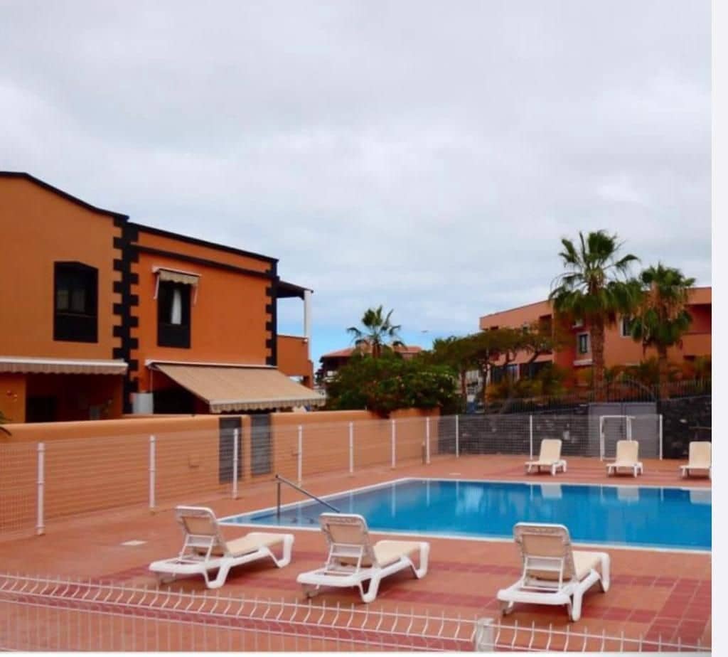 Casa de 3 habitaciones en Adeje en venta con garaje - 575.000 € (Ref: 9180814)