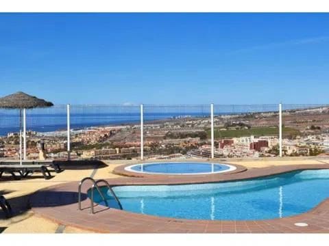 2 soveværelse Lejlighed til salg i Torviscas med swimmingpool - € 495.000 (Ref: 9183319)