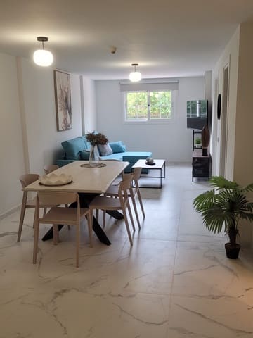 2 soveværelse Lejlighed til leje i Los Cristianos, Arona med swimmingpool - € 1.950 (Ref: 9185046)