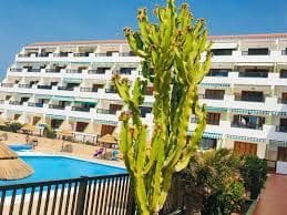 Apartamento de 2 habitaciones en Costa del Silencio, Arona en venta con piscina - 390.000 € (Ref: 9185049)