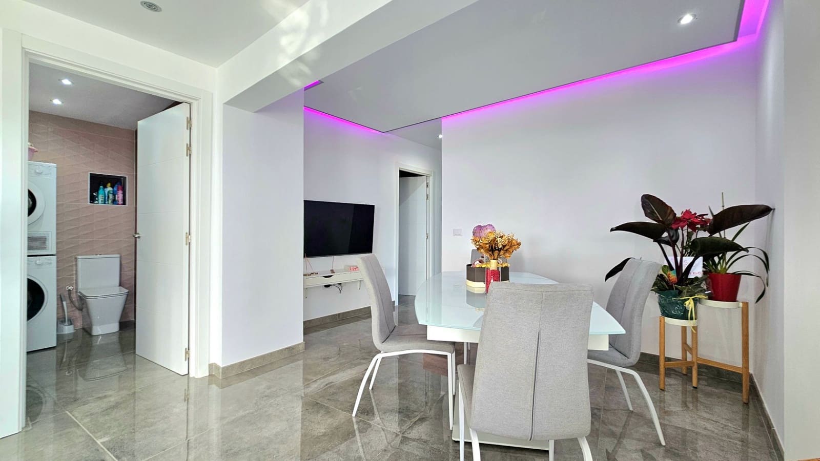 6 soveværelse Finca/Landehus til salg i Guia de Isora med swimmingpool - € 1.200.000 (Ref: 9188103)