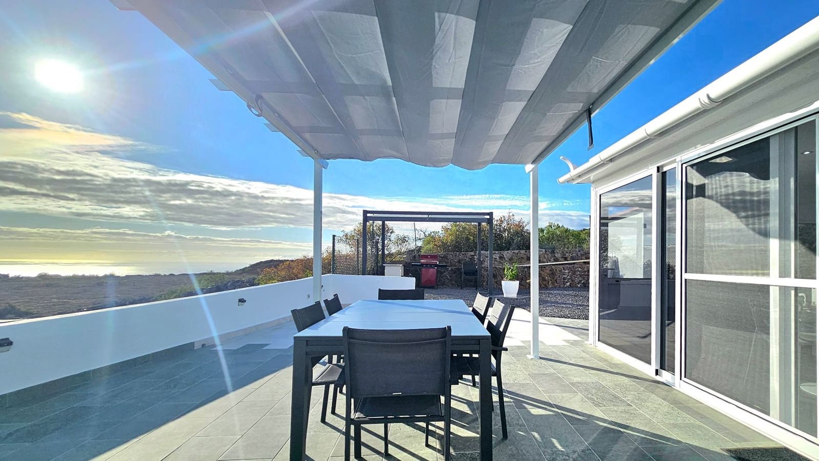 6 soveværelse Finca/Landehus til salg i Guia de Isora med swimmingpool - € 1.200.000 (Ref: 9188103)