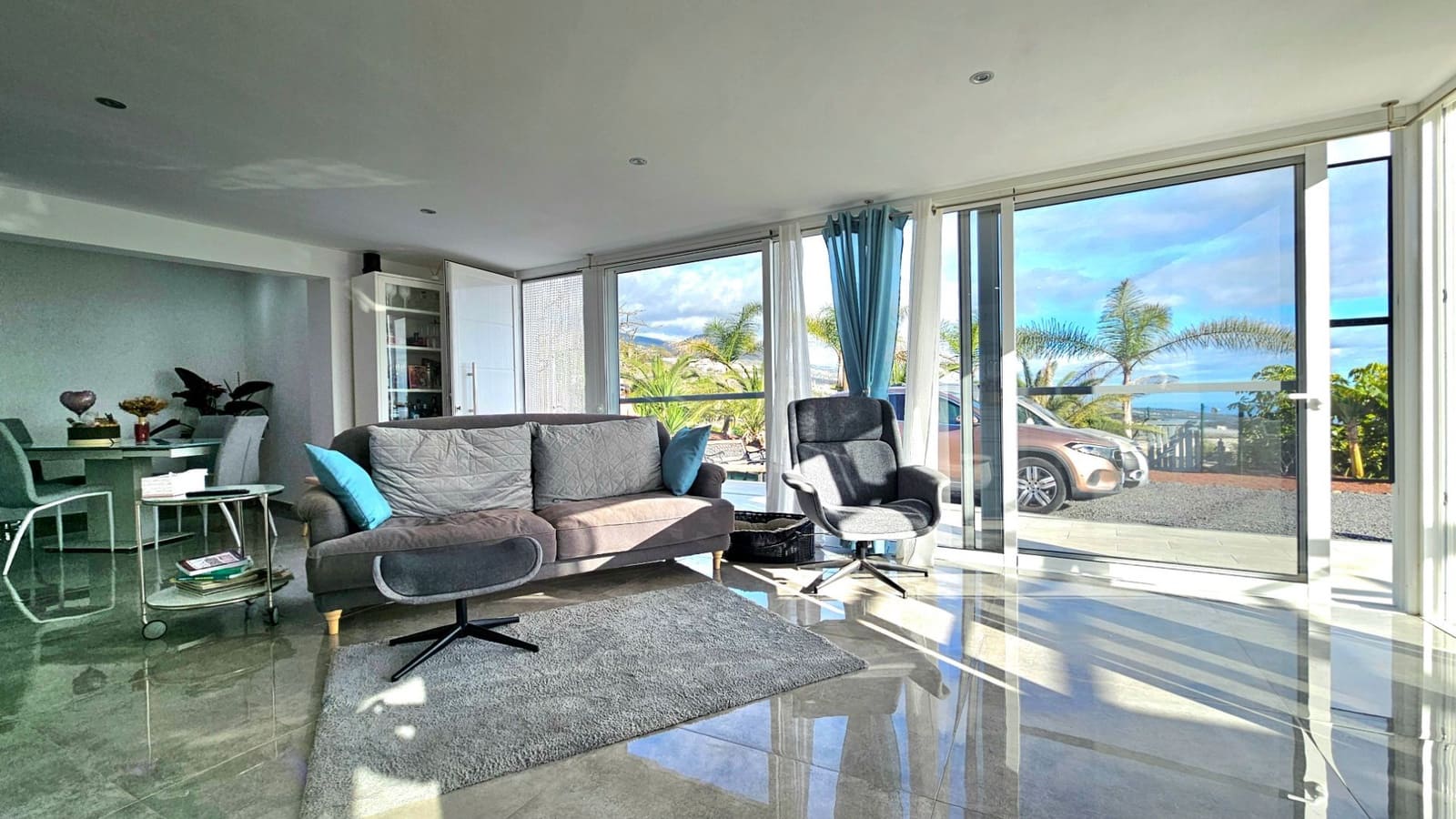 6 soveværelse Finca/Landehus til salg i Guia de Isora med swimmingpool - € 1.200.000 (Ref: 9188103)