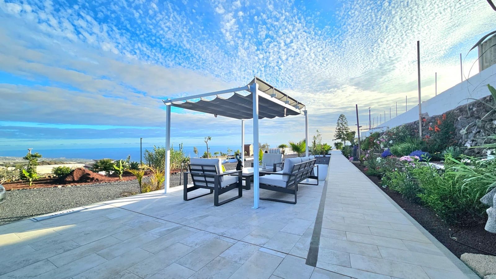 6 soveværelse Finca/Landehus til salg i Guia de Isora med swimmingpool - € 1.200.000 (Ref: 9188103)