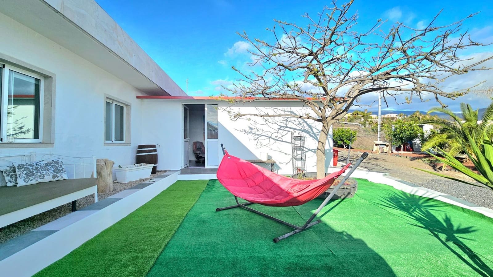 6 soveværelse Finca/Landehus til salg i Guia de Isora med swimmingpool - € 1.200.000 (Ref: 9188103)