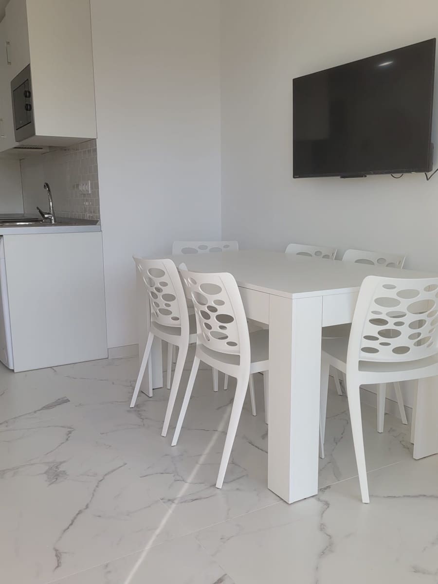 2 soveværelse Lejlighed til salg i Los Cristianos med swimmingpool - € 330.000 (Ref: 9188104)