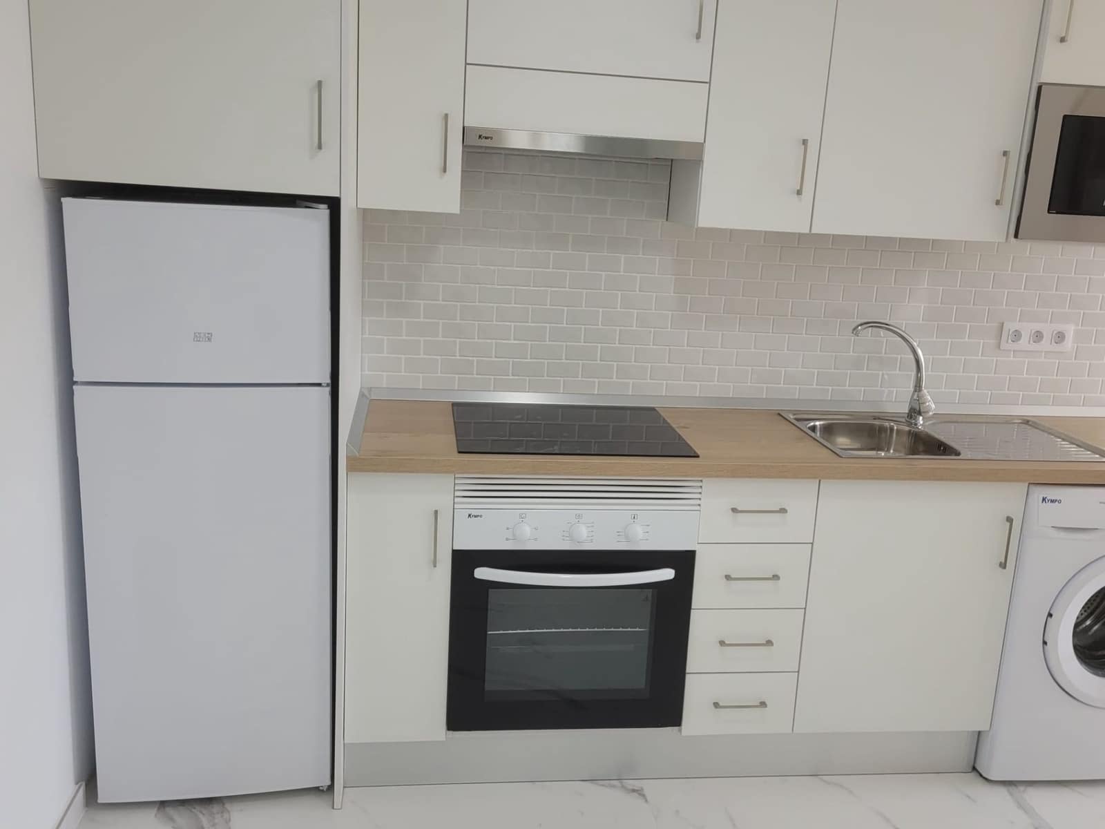 2 soveværelse Lejlighed til salg i Los Cristianos med swimmingpool - € 330.000 (Ref: 9188104)