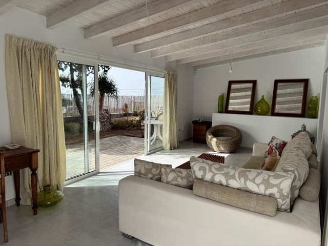 4 soveværelse Finca/Landehus til salg i Charco del Pino, Granadilla de Abona med garage - € 595.000 (Ref: 9195307)