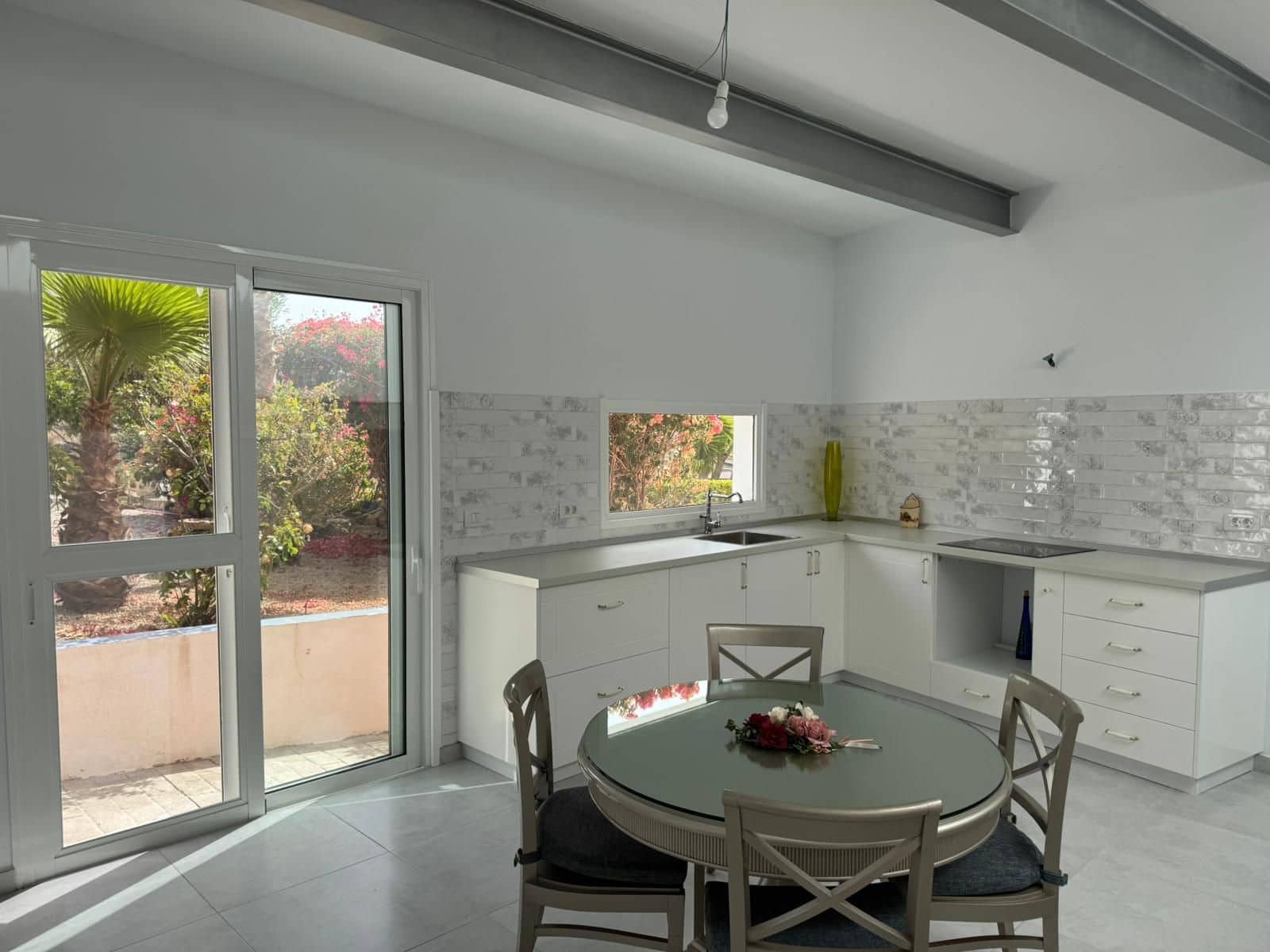 4 soveværelse Finca/Landehus til salg i Charco del Pino med garage - € 595.000 (Ref: 9195307)