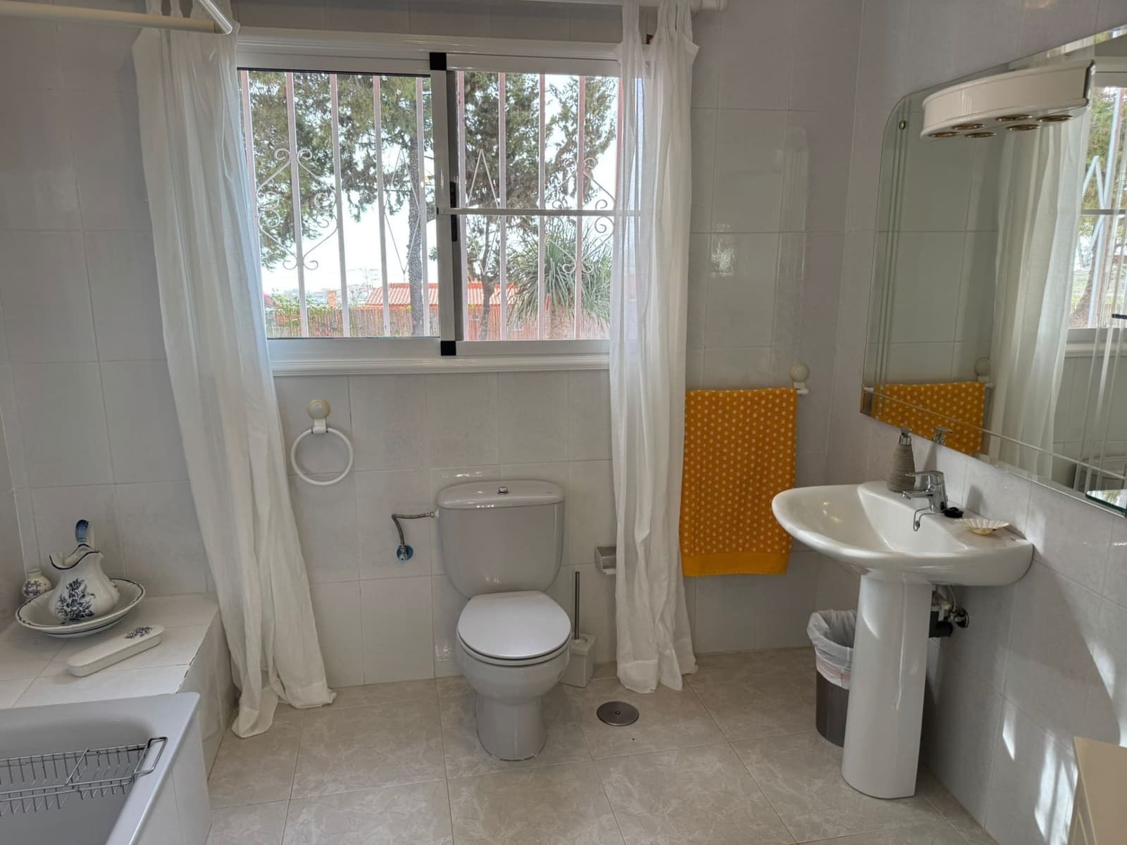 4 soveværelse Finca/Landehus til salg i Charco del Pino med garage - € 595.000 (Ref: 9195307)