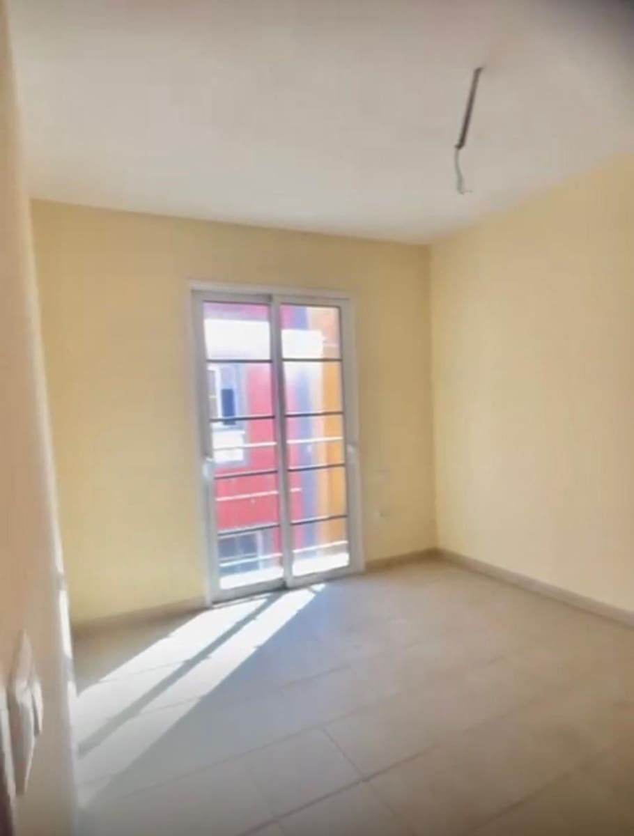 3 slaapkamer Villa te koop in Arafo met garage - € 319.000 (Ref: 9197507)