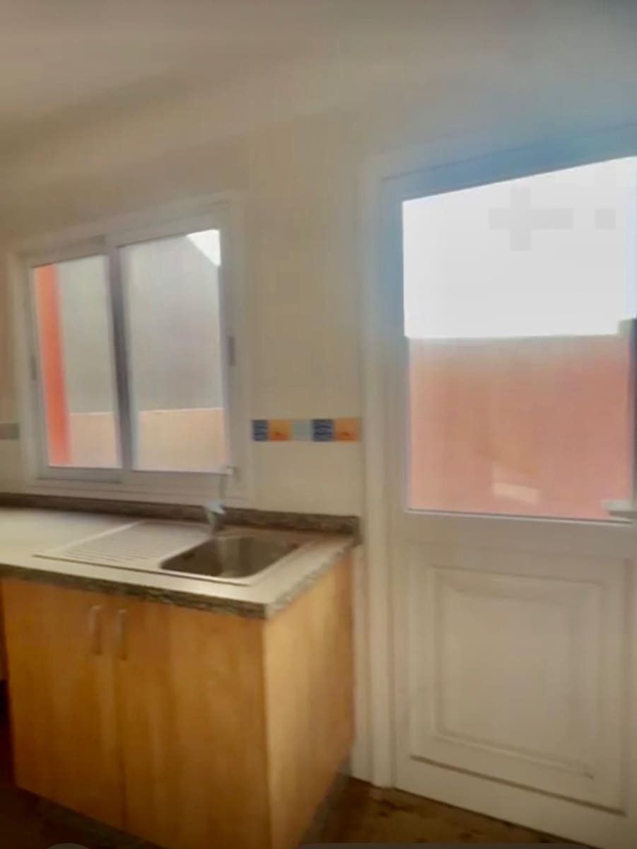 3 slaapkamer Villa te koop in Arafo met garage - € 319.000 (Ref: 9197507)