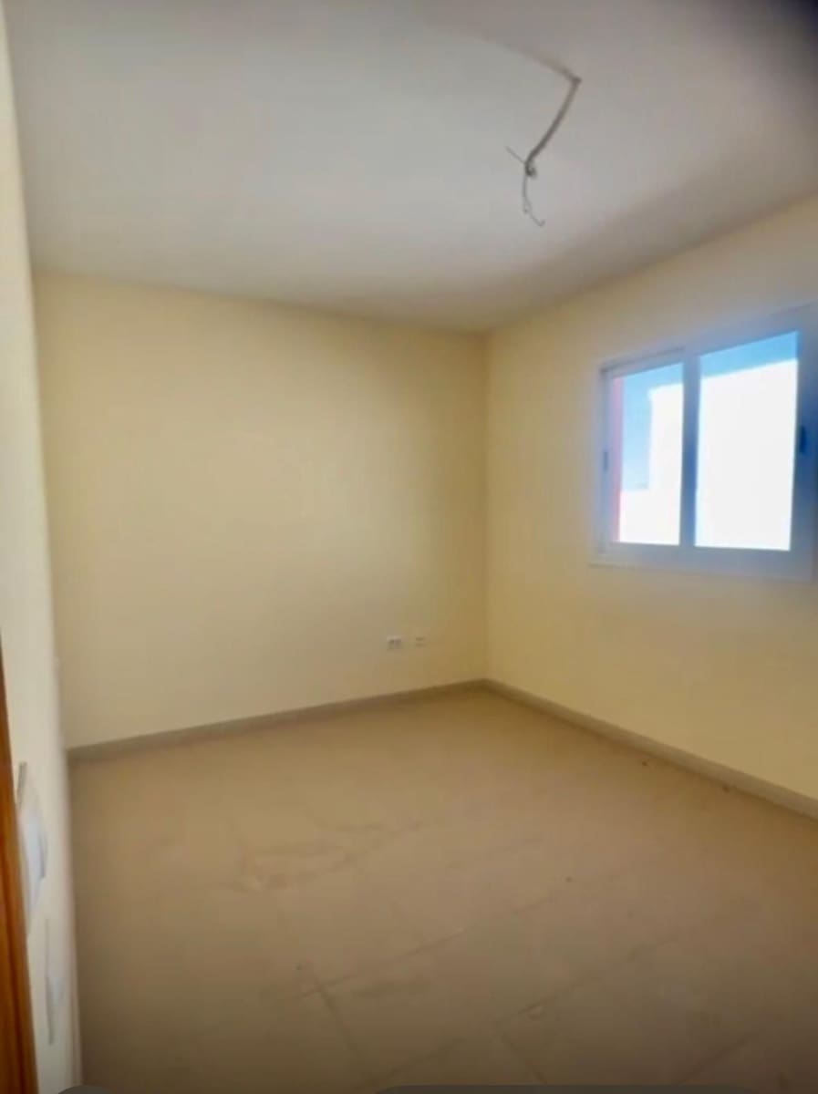 3 slaapkamer Villa te koop in Arafo met garage - € 319.000 (Ref: 9197507)