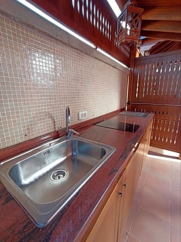 5 soveværelse Villa til salg i Puerto Santiago, Santiago del Teide med swimmingpool garage - € 890.000 (Ref: 9202227)