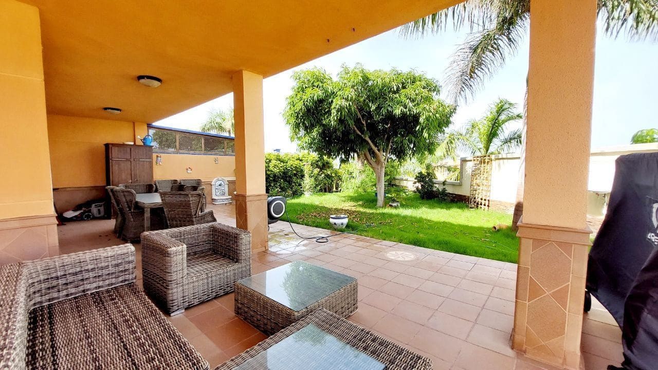 5 quarto Moradia para venda em Puerto Santiago com piscina garagem - 890 000 € (Ref: 9202227)