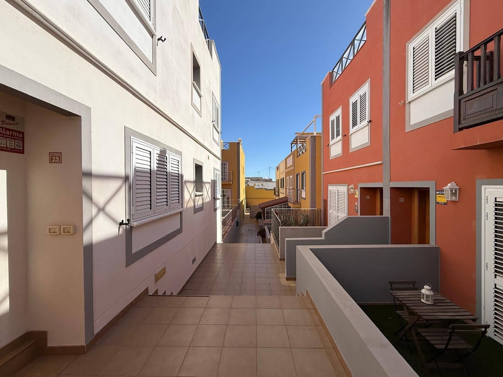 3 soveværelse Villa til salg i Arafo med garage - € 325.000 (Ref: 9208123)