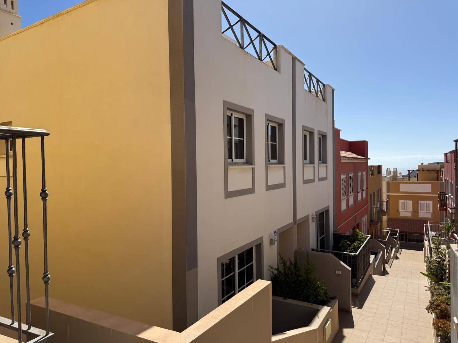 3 soveværelse Villa til salg i Arafo med garage - € 325.000 (Ref: 9208123)