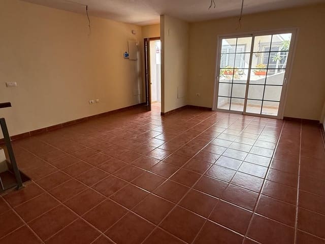 3 soveværelse Villa til salg i Arafo med garage - € 325.000 (Ref: 9208123)