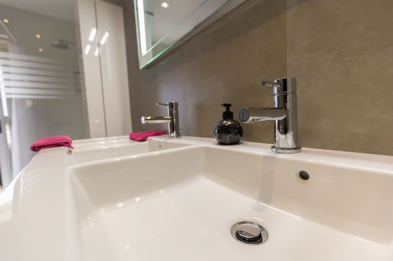 3 soveværelse Penthouse til salg i La Caleta med swimmingpool garage - € 1.650.000 (Ref: 9246381)