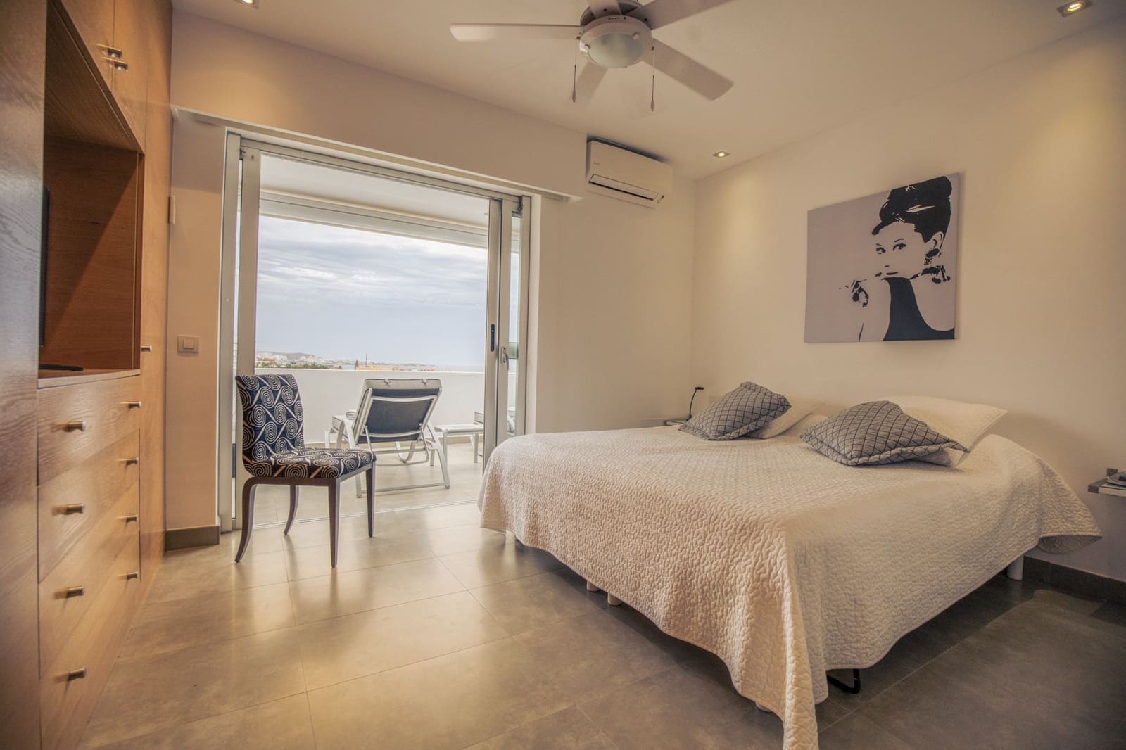 3 soveværelse Penthouse til salg i La Caleta med swimmingpool garage - € 1.650.000 (Ref: 9246381)