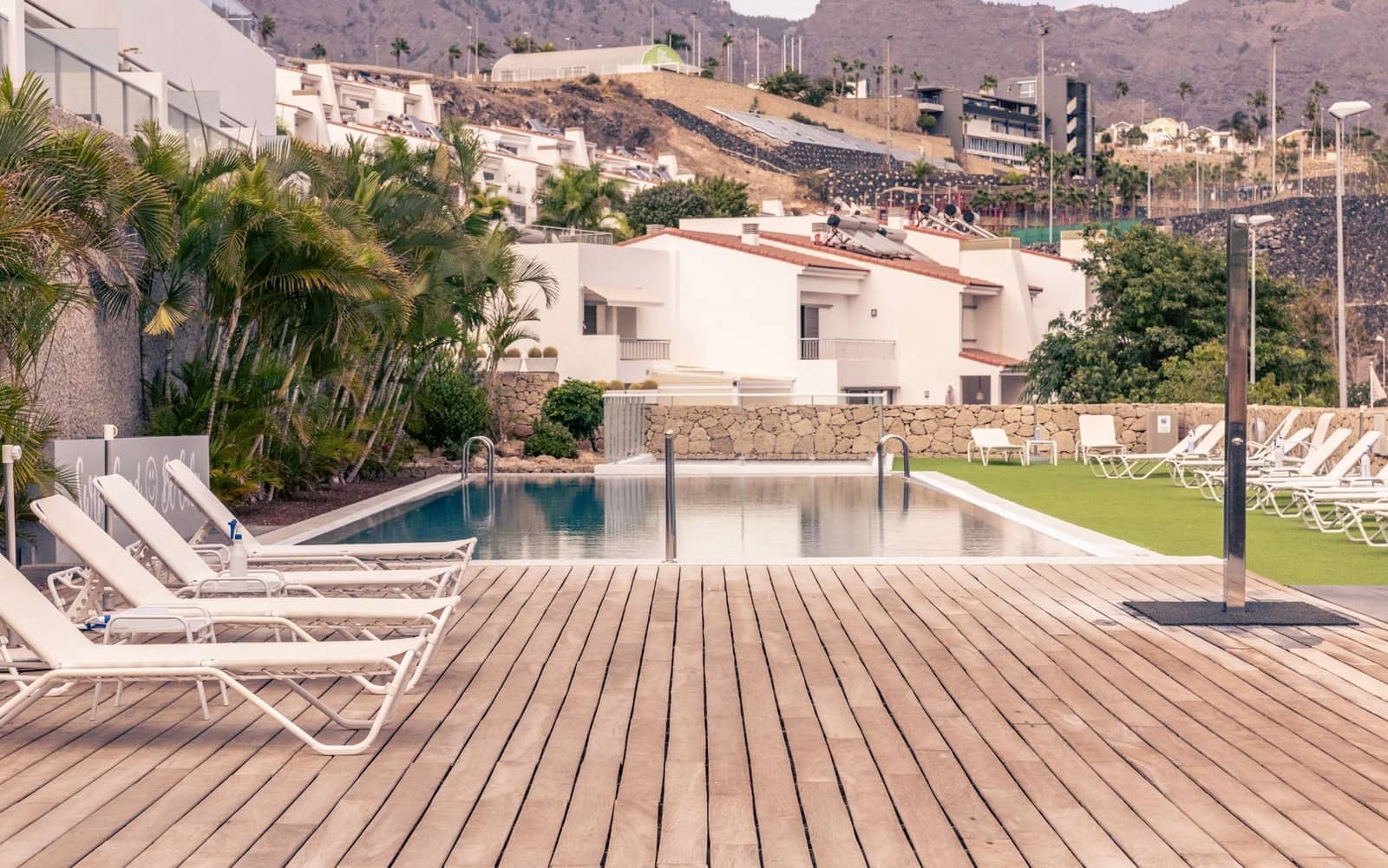 3 soveværelse Penthouse til salg i La Caleta med swimmingpool garage - € 1.650.000 (Ref: 9246381)