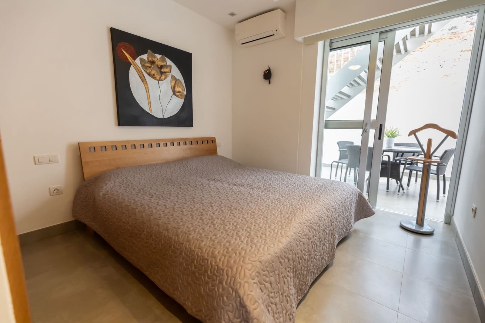 3 soveværelse Penthouse til salg i La Caleta med swimmingpool garage - € 1.650.000 (Ref: 9246381)