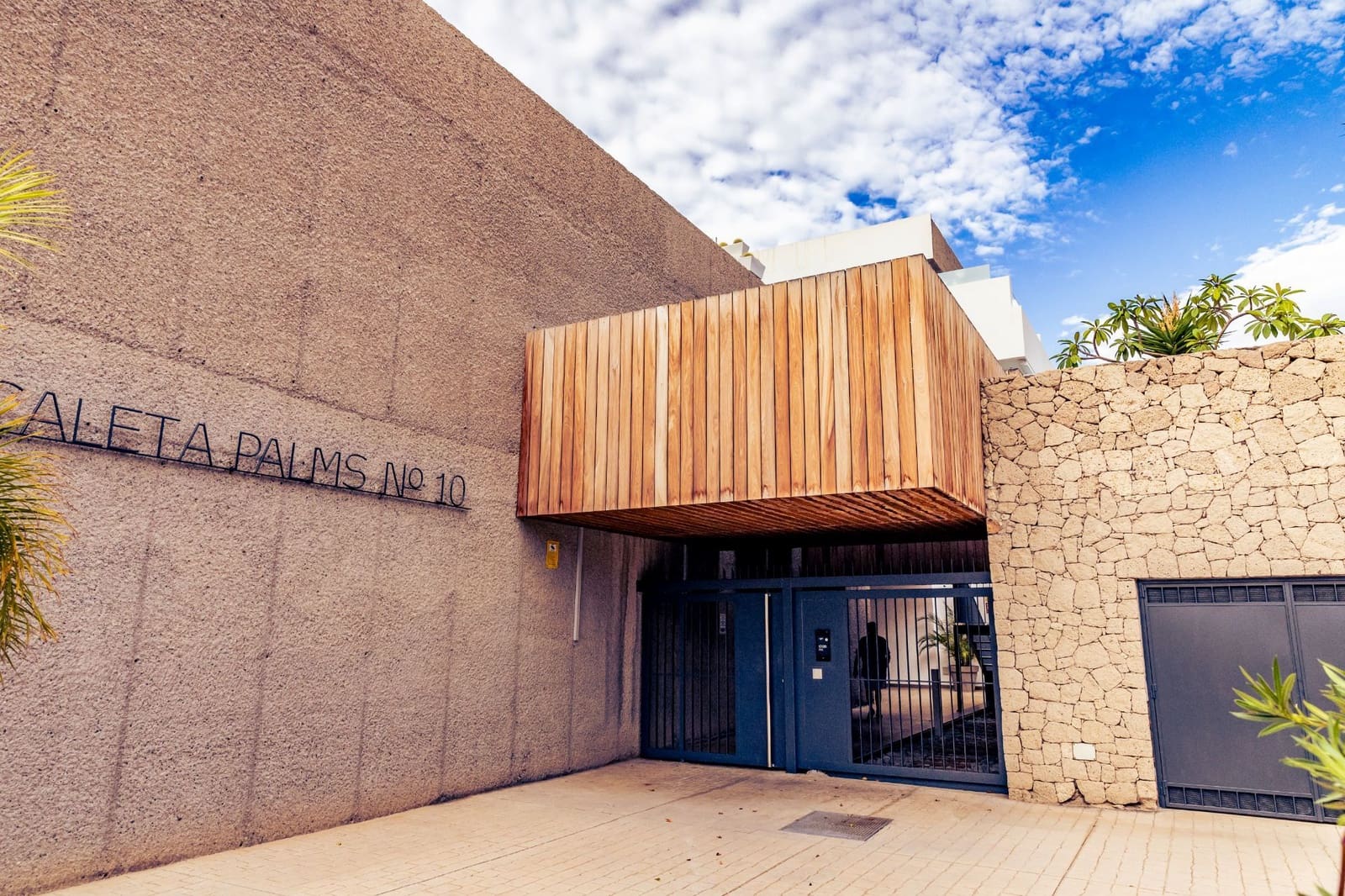 3 soveværelse Penthouse til salg i La Caleta med swimmingpool garage - € 1.650.000 (Ref: 9246381)