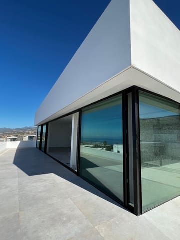 3 soveværelse Villa til salg i Guía de Isora med swimmingpool garage - € 3.290.000 (Ref: 9246383)