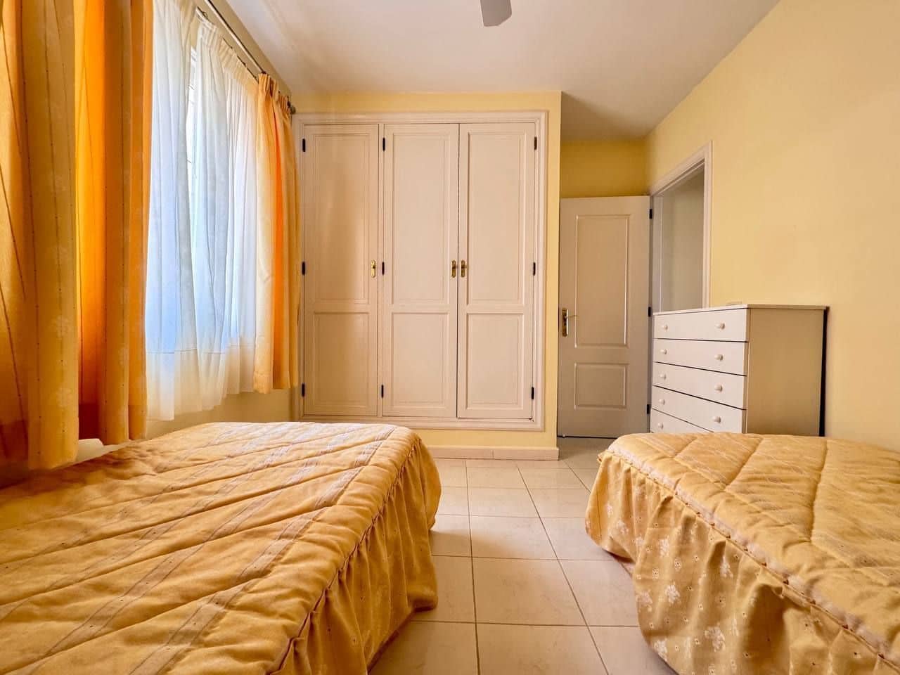 2 sypialnia Dom na sprzedaż w Callao Salvaje z basenem garażem - 325 000 € (Ref: 9254748)