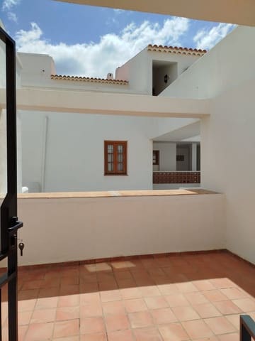 2 makuuhuone Paritalo myytävänä paikassa Amarilla Golf, San Miguel de Abona mukana uima-altaan - 325 000 € (Ref: 9254749)