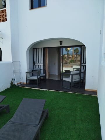 2 makuuhuone Paritalo myytävänä paikassa Amarilla Golf, San Miguel de Abona mukana uima-altaan - 325 000 € (Ref: 9254749)