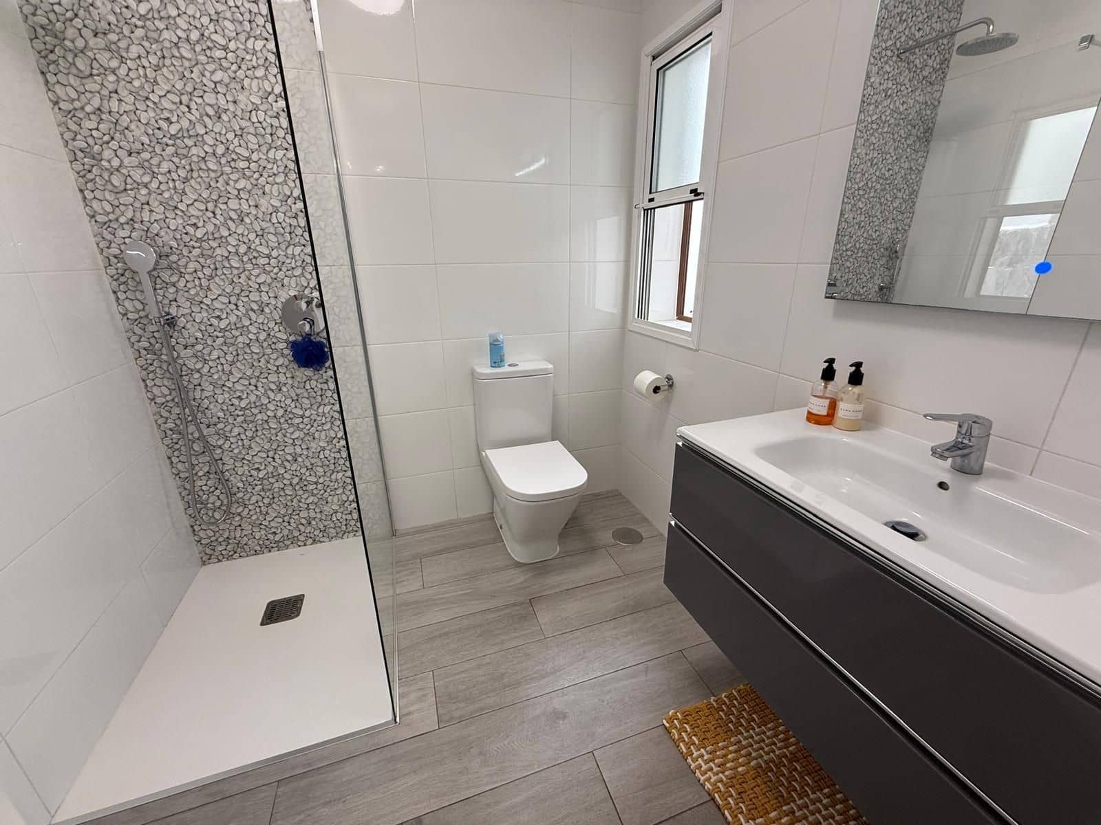 1 makuuhuone Huoneisto myytävänä paikassa Costa Adeje mukana uima-altaan - 269 000 € (Ref: 9254751)