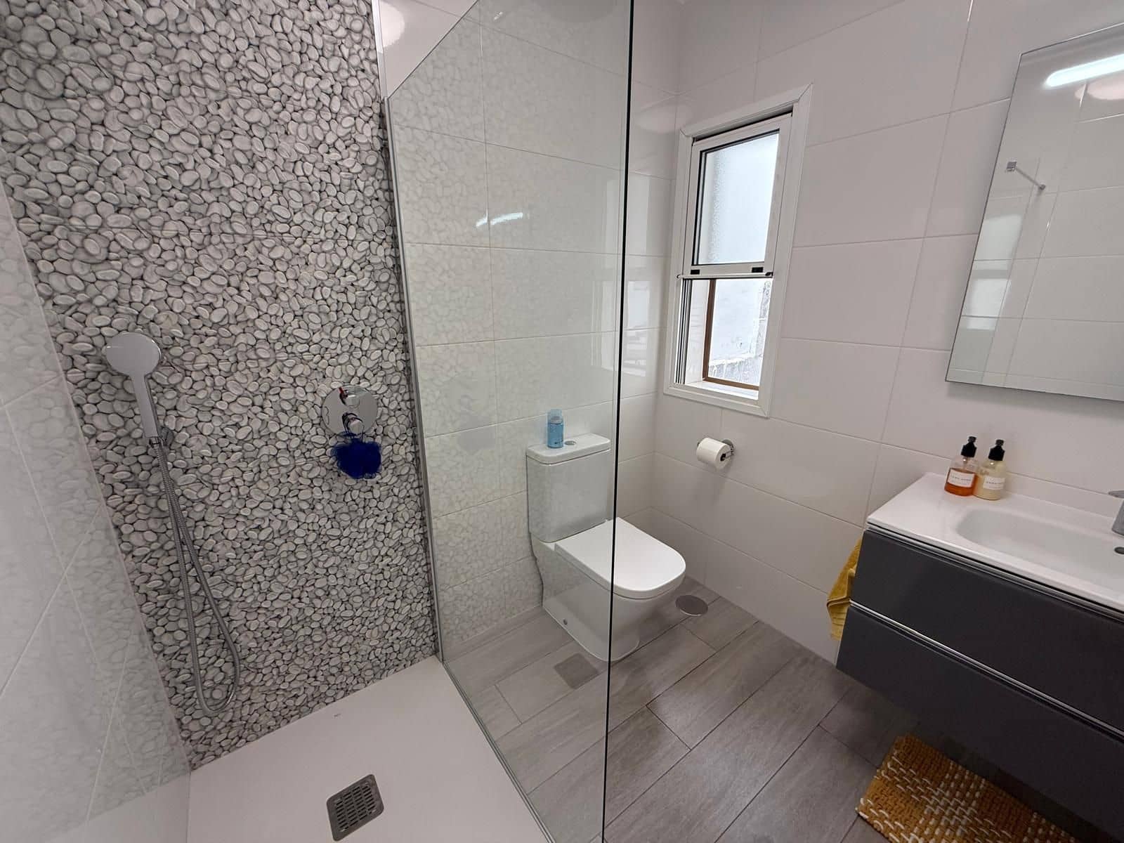 1 makuuhuone Huoneisto myytävänä paikassa Costa Adeje mukana uima-altaan - 269 000 € (Ref: 9254751)