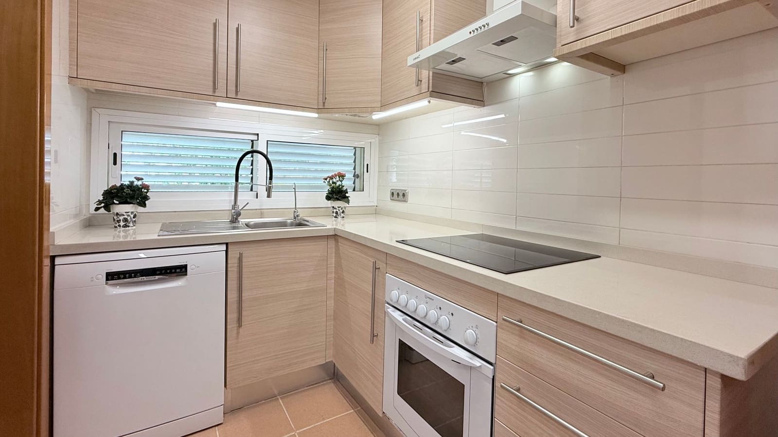 4 soveværelse Lejlighed til salg i Fanabe med swimmingpool garage - € 680.000 (Ref: 9262270)