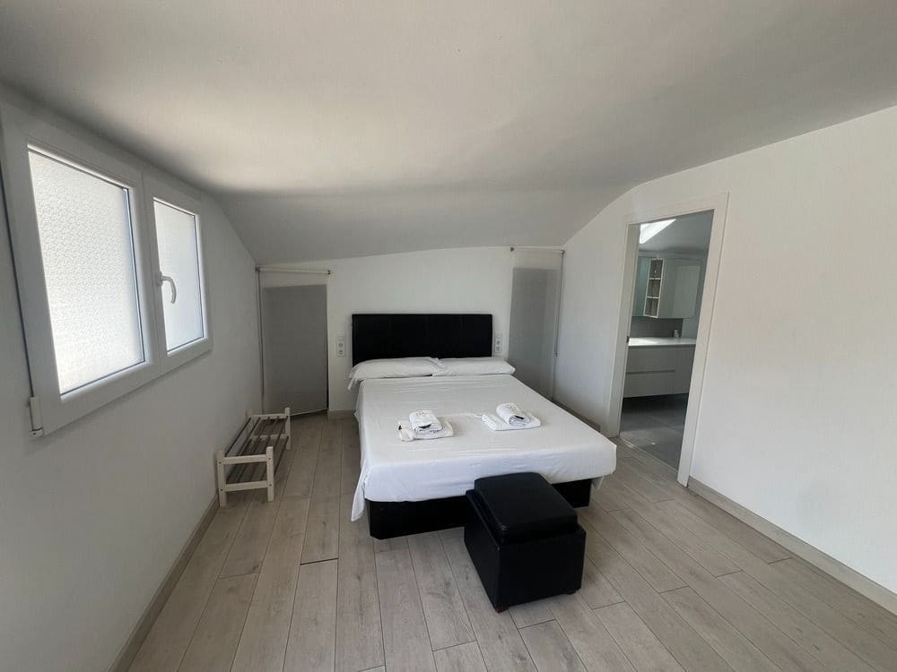 6 soverom Villa til salgs i Costa Adeje med svømmebasseng garasje - € 1 700 000 (Ref: 9264056)