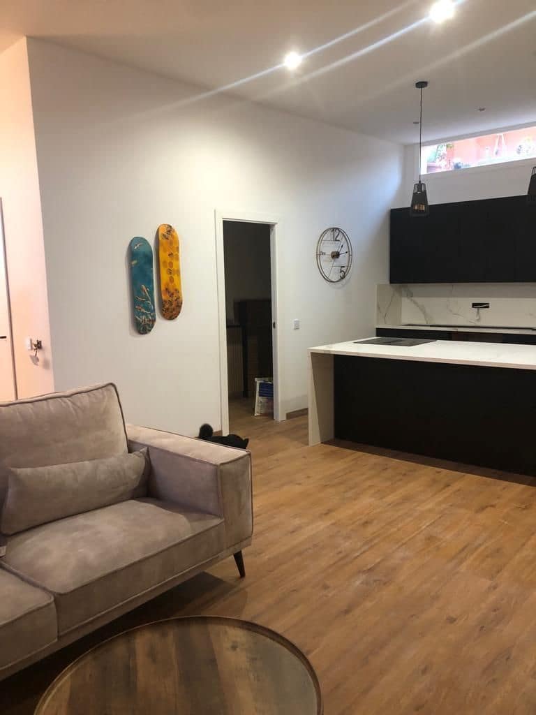 2 soveværelse Lejlighed til leje i Valle de San Lorenzo - € 1.500 (Ref: 9264057)