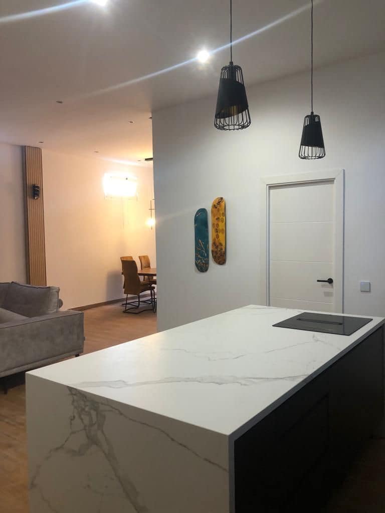 2 soveværelse Lejlighed til leje i Valle de San Lorenzo - € 1.500 (Ref: 9264057)