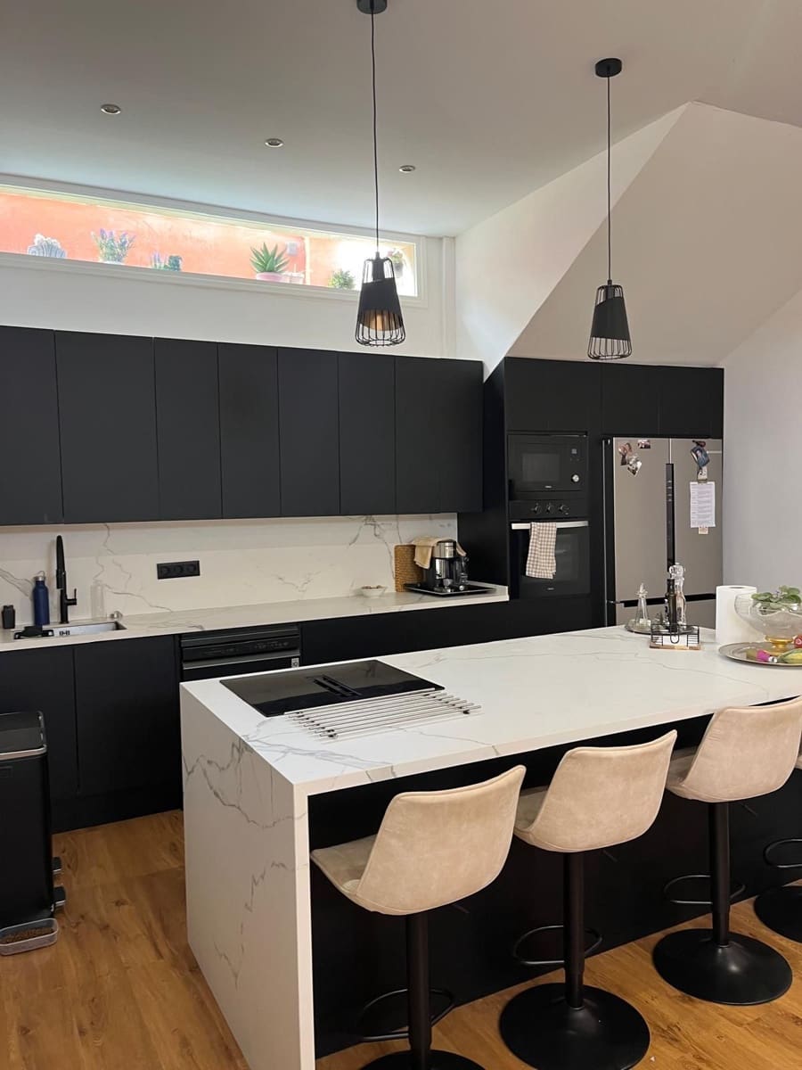 2 soveværelse Lejlighed til leje i Valle de San Lorenzo - € 1.500 (Ref: 9264057)