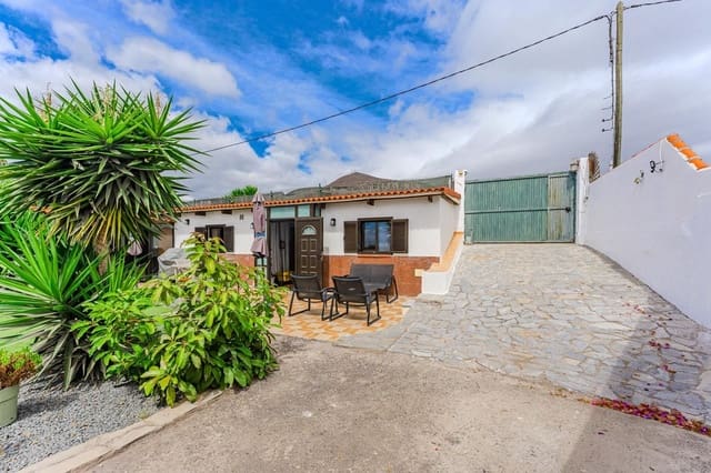 3 soveværelse Villa til salg i Granadilla de Abona med swimmingpool garage - € 389.000 (Ref: 9281129)