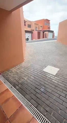 2 camera da letto Villa da affittare in Costa Adeje, Adeje con piscina garage - 3.500 € (Rif: 9284854)